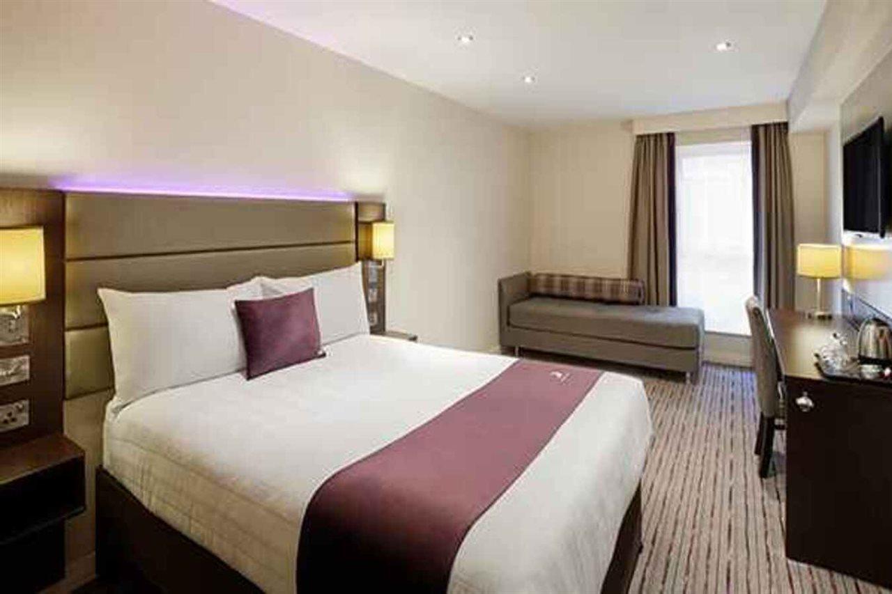 Premier Inn Oxford Botley South Hinksey Bagian luar foto